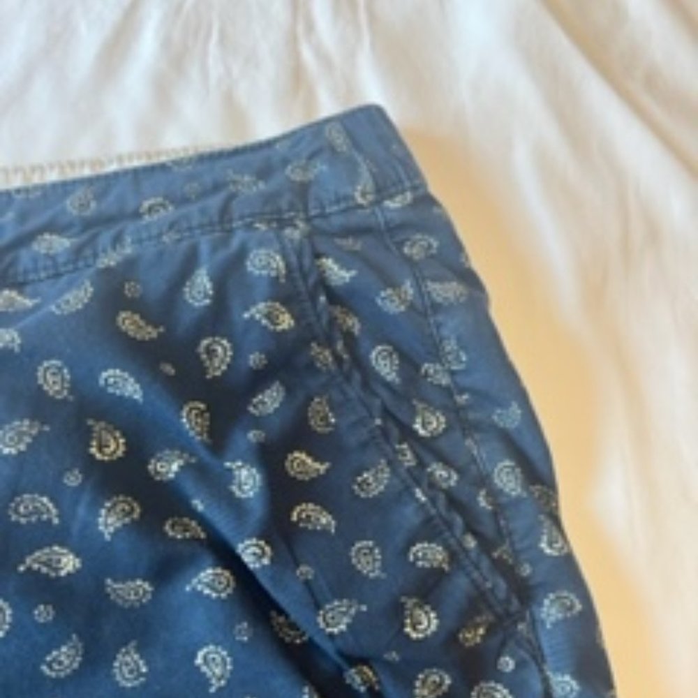 Men's Abercrombie & Fitch Paisely Shorts Size Medium - Picture 7 of 10